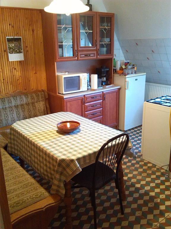 Alpesi Vendeghaz Hotel Orosháza Eksteriør billede